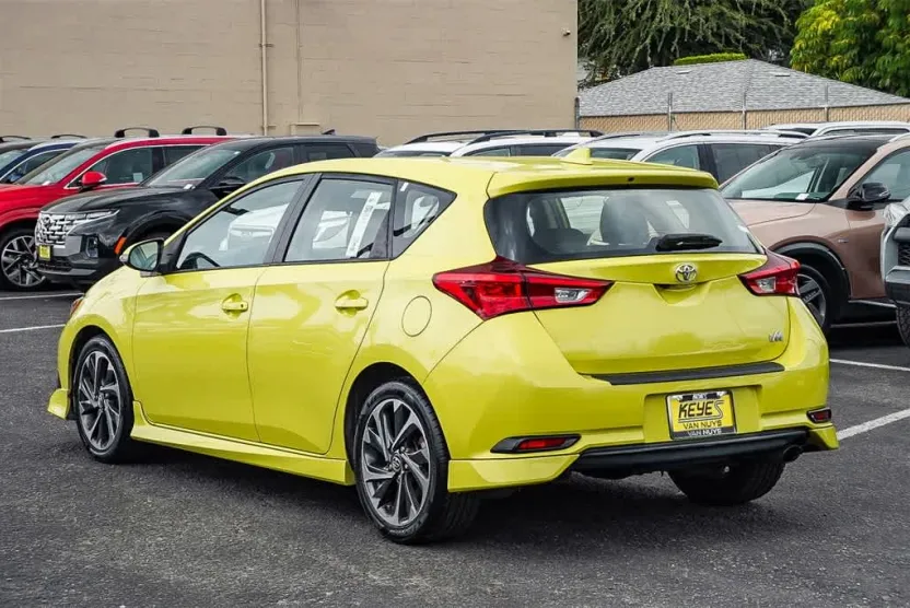 2018 Toyota Corolla iM Base photo 1
