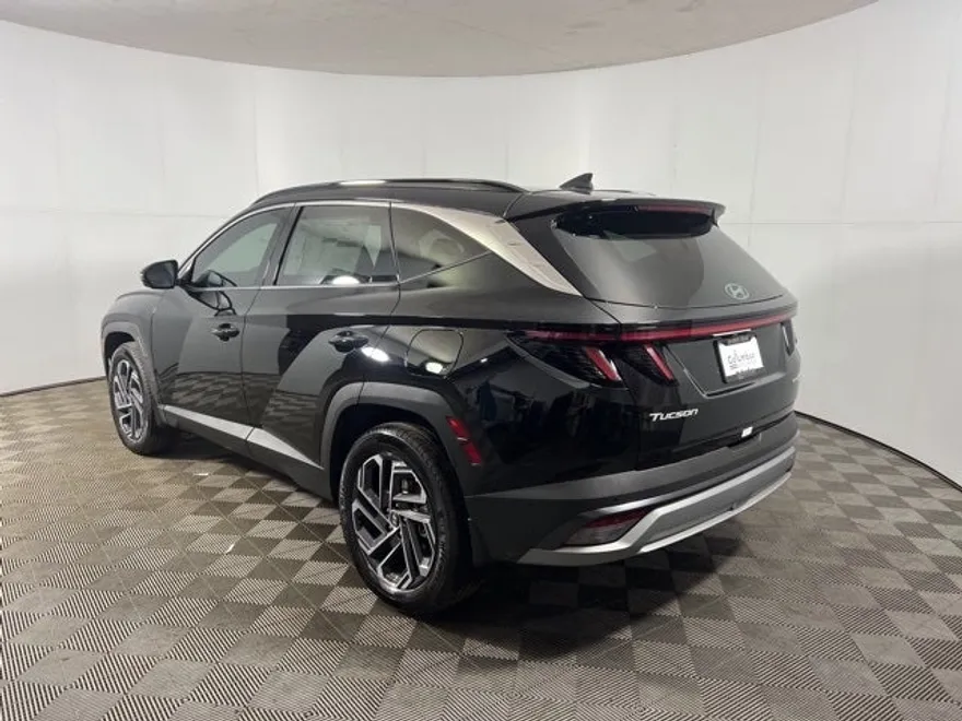 2025 Hyundai Tucson Hybrid Limited photo 1