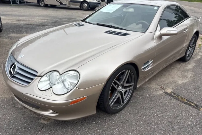2005 Mercedes Benz SL 500 photo 1