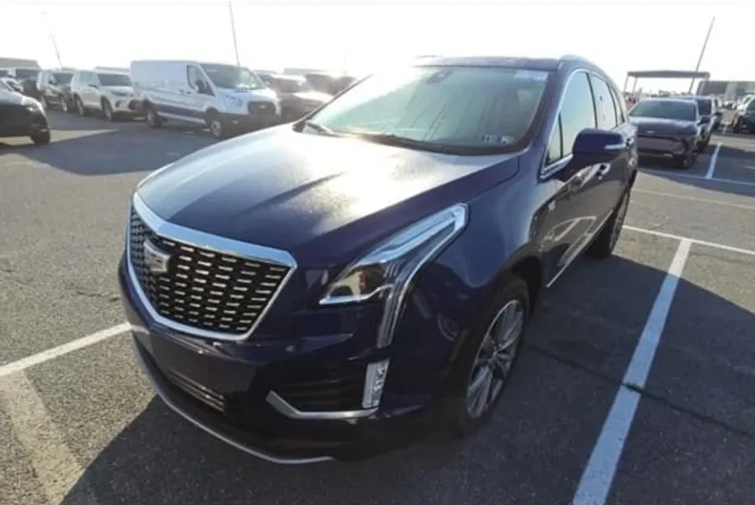 2025 Cadillac XT5 Premium Luxury photo 1