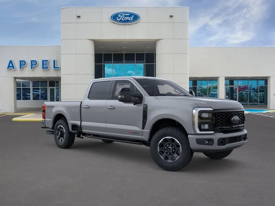 2026 Ford F-250 Lariat photo 1
