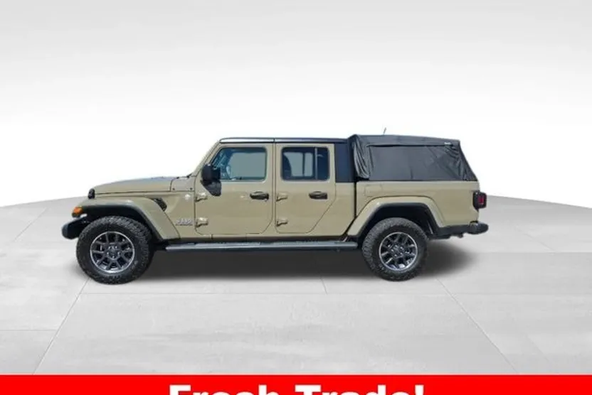 2020 Jeep Gladiator Overland photo 1