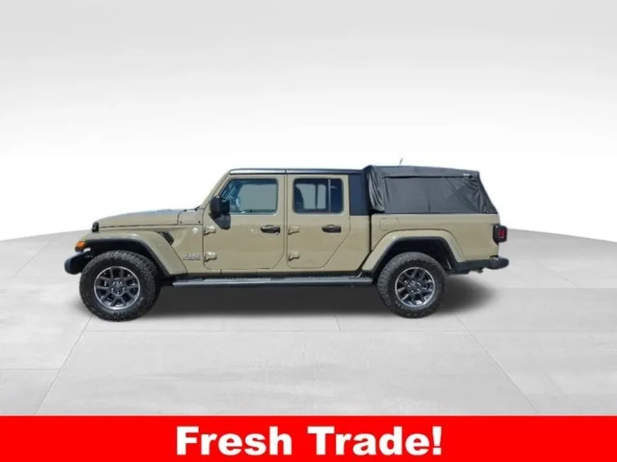 2020 Jeep Gladiator Overland photo 1