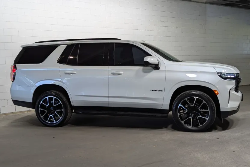 2024 Chevrolet Tahoe RST photo 1