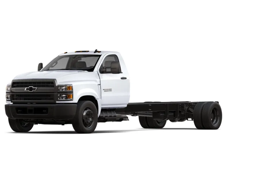 2024 Chevrolet Silverado 6500HD Work Truck photo 1