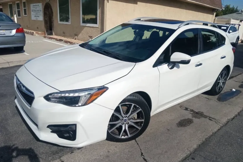 2018 Subaru Impreza Limited photo 1