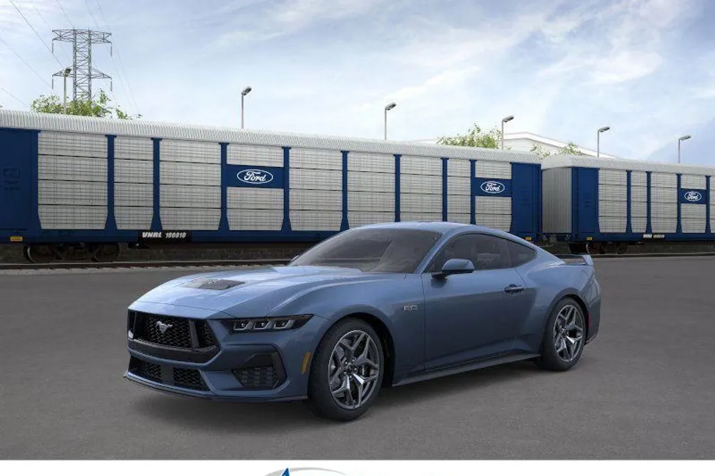 2025 Ford Mustang GT Premium photo 1
