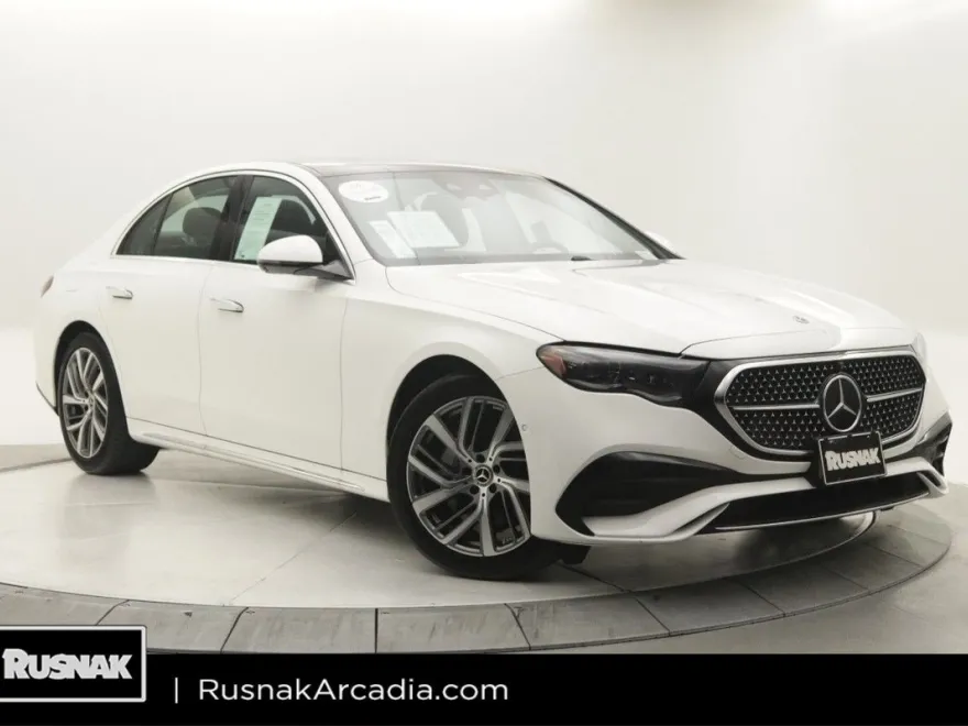 2025 Mercedes Benz E 350 4MATIC photo 1