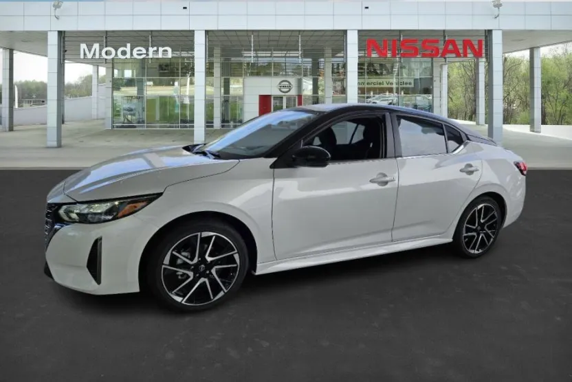 2025 Nissan Sentra SR photo 1