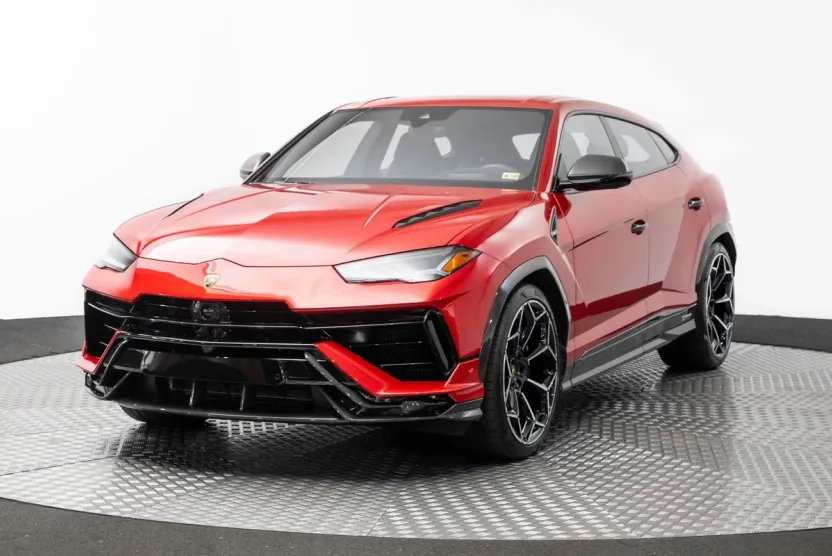 2024 Lamborghini Urus Performante photo 1