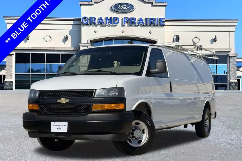 2023 Chevrolet Express 2500 Work Cargo Van photo 1