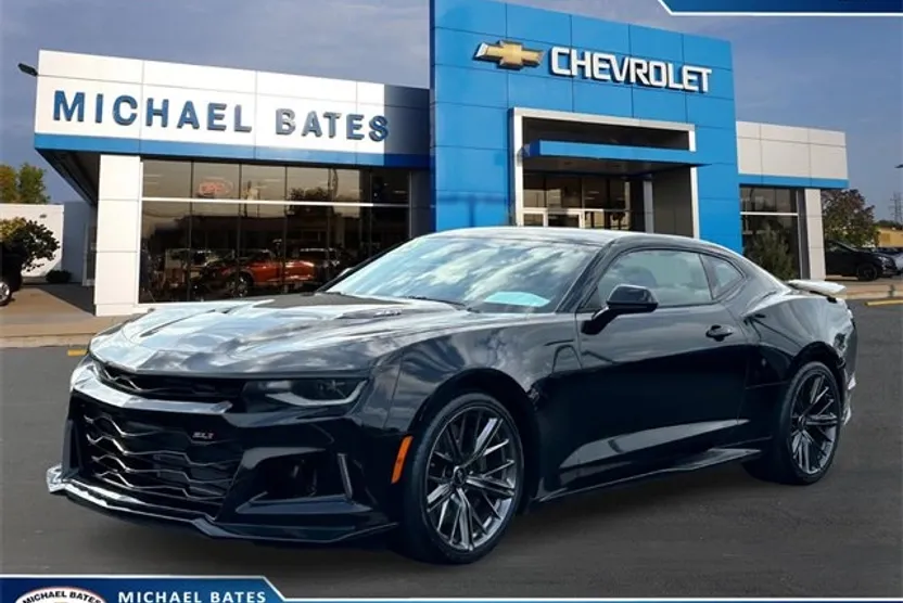 2023 Chevrolet Camaro ZL1 photo 1