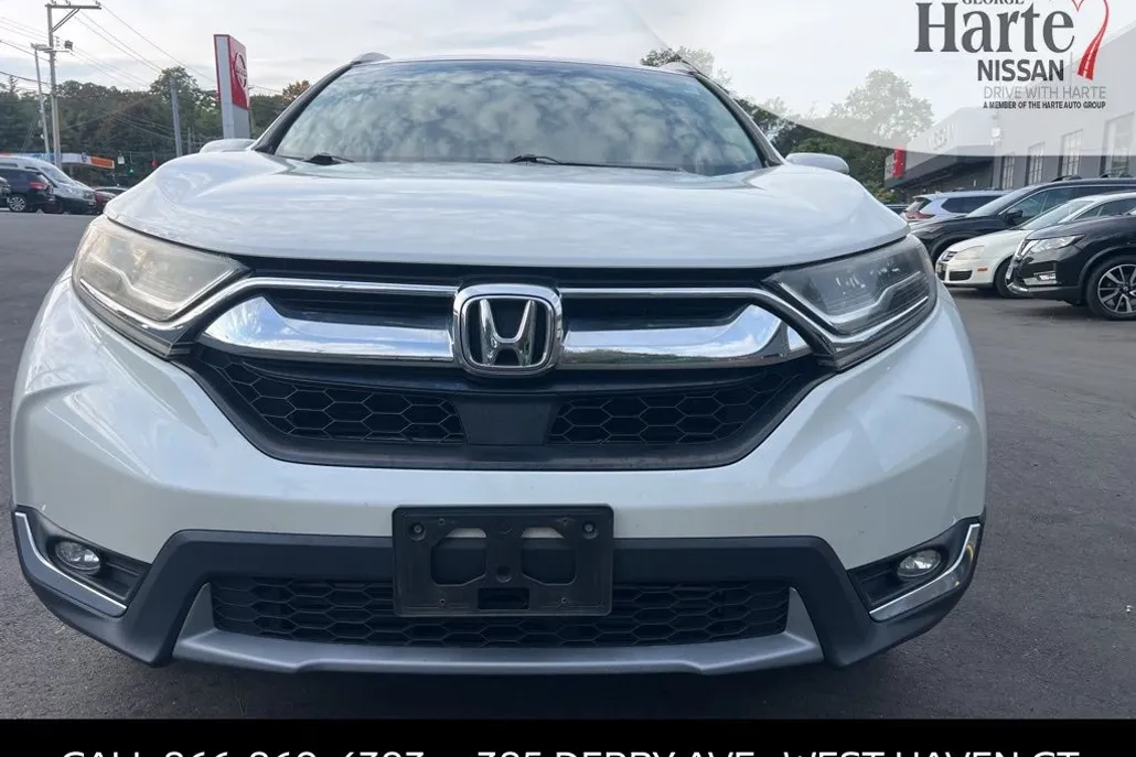 2017 Honda CR-V Touring photo 1