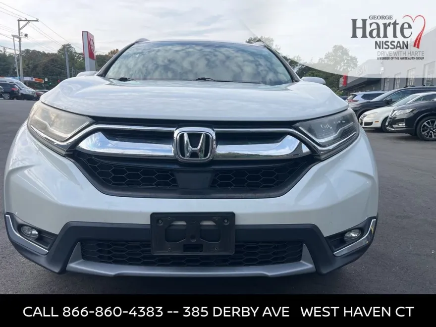 2017 Honda CR-V Touring photo 1