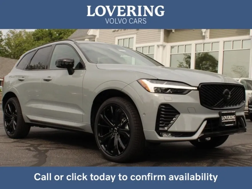 2026 Volvo XC60 Black Edition photo 1