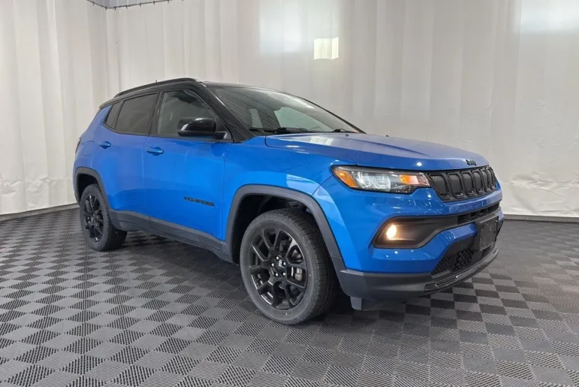 2022 Jeep Compass Altitude photo 1