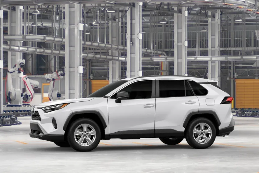 2025 Toyota RAV4 Hybrid LE photo 1
