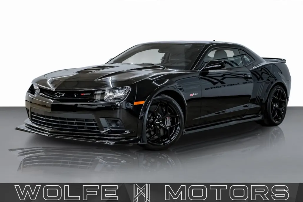 2015 Chevrolet Camaro Coupe photo 1
