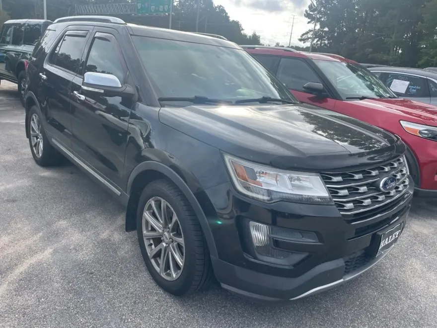 2016 Ford Explorer Limited photo 1