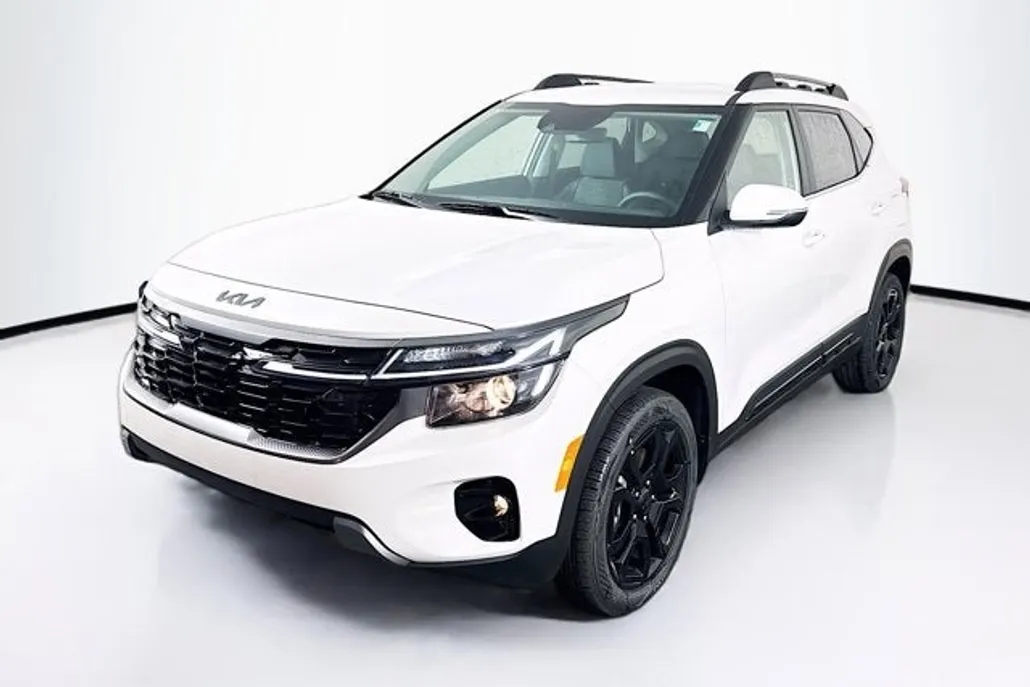 2025 Kia Seltos X-Line photo 1