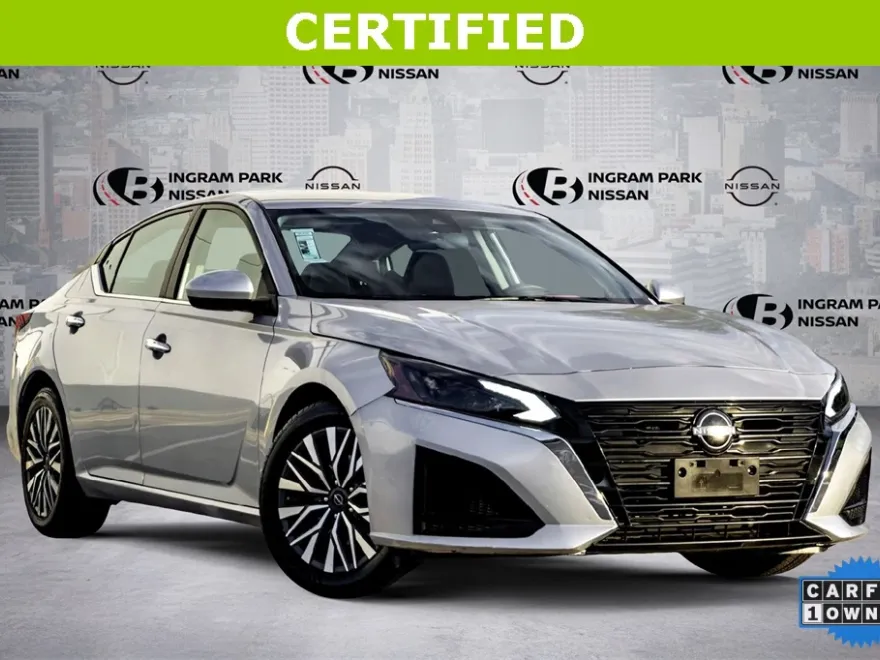 2023 Nissan Altima 2.5 SV photo 1