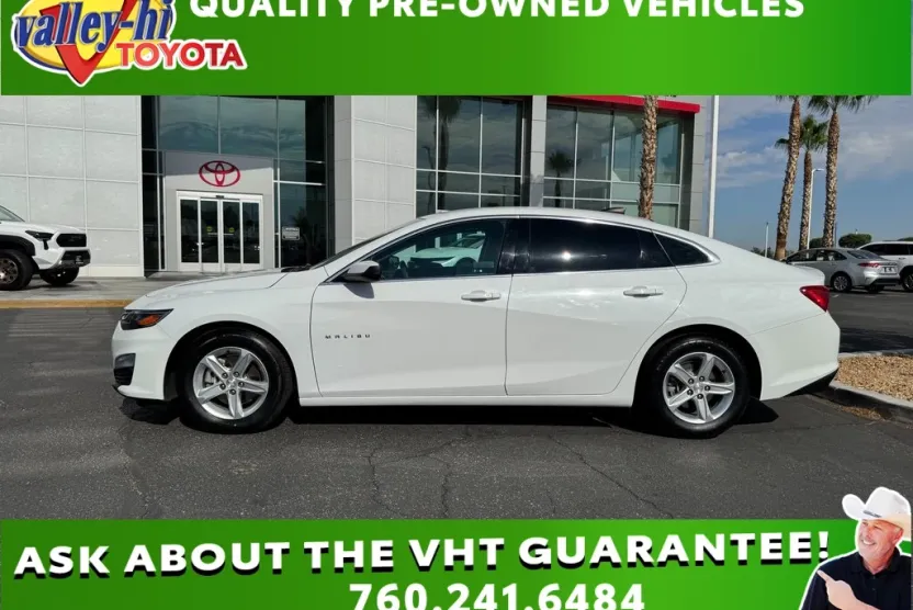 2022 Chevrolet Malibu photo 1