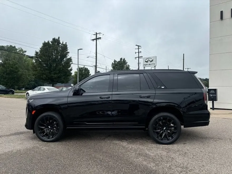2023 Cadillac Escalade Sport Platinum photo 1