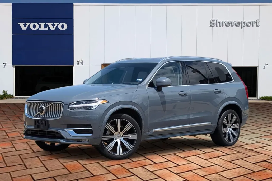 2023 Volvo XC90 AWD Ultimate photo 1