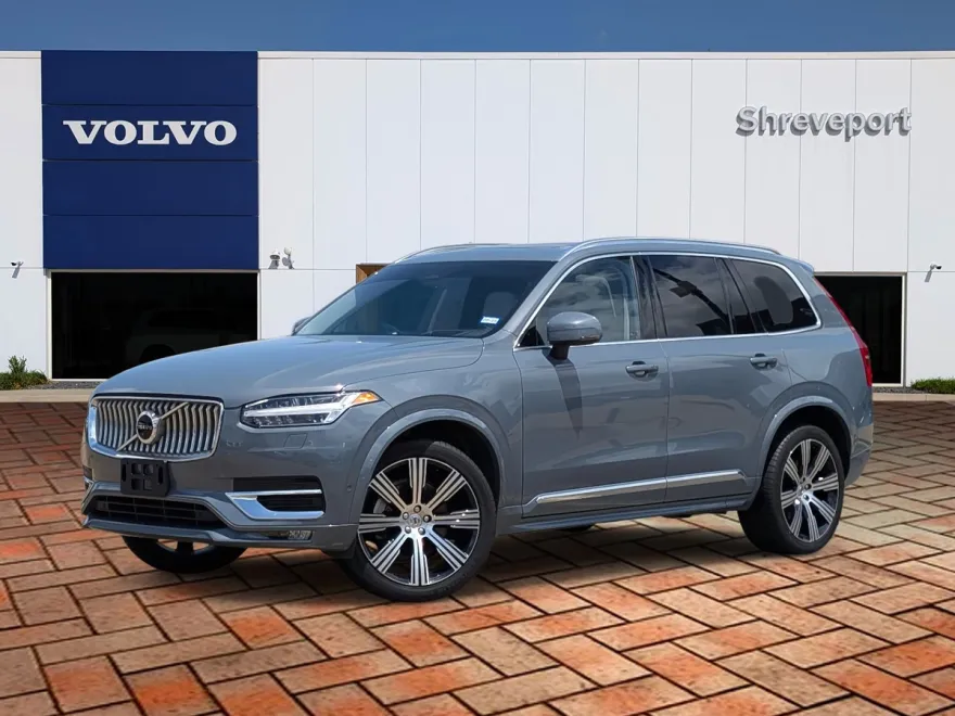 2023 Volvo XC90 AWD Ultimate photo 1