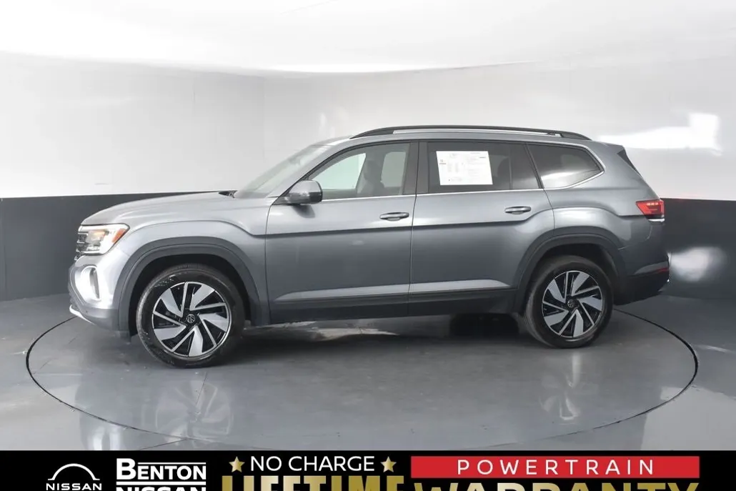 2024 Volkswagen Atlas SE Technology photo 1