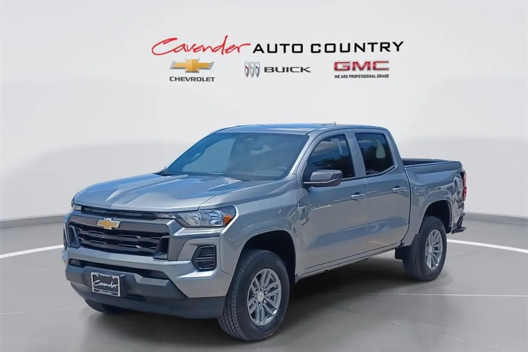 2026 Chevrolet Colorado LT photo 1