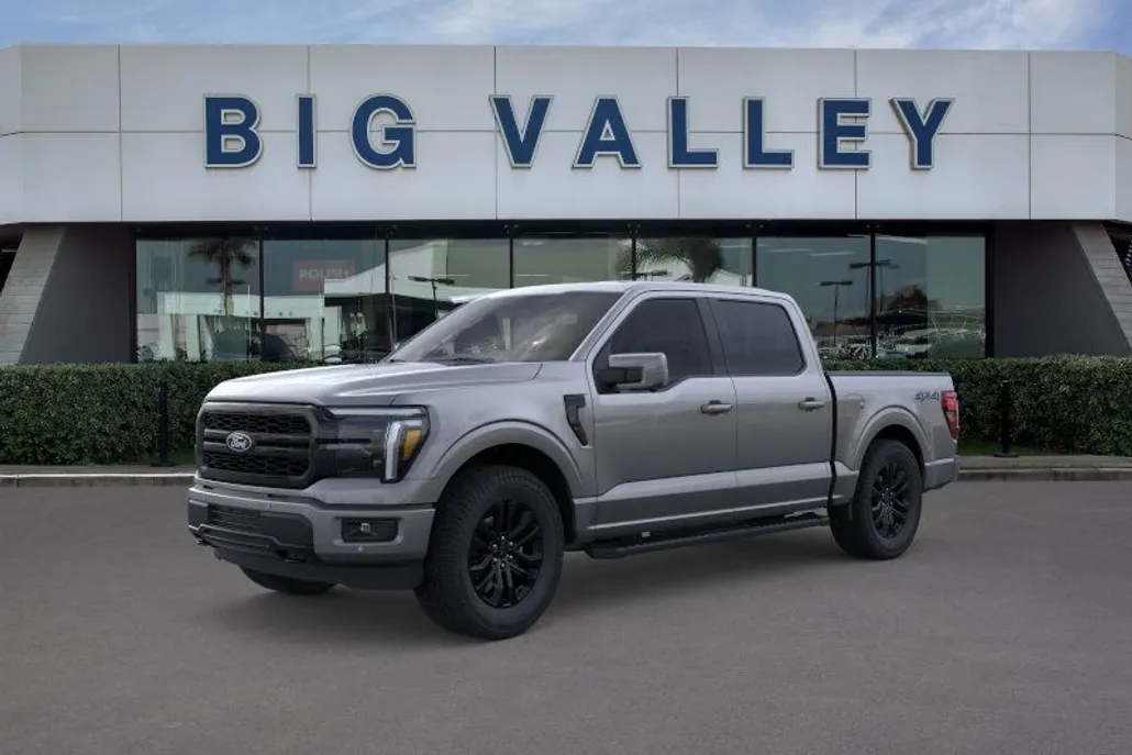 2025 Ford F-150 Lariat photo 1
