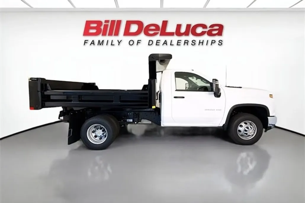 2025 Chevrolet Silverado 3500HD Work Truck photo 1