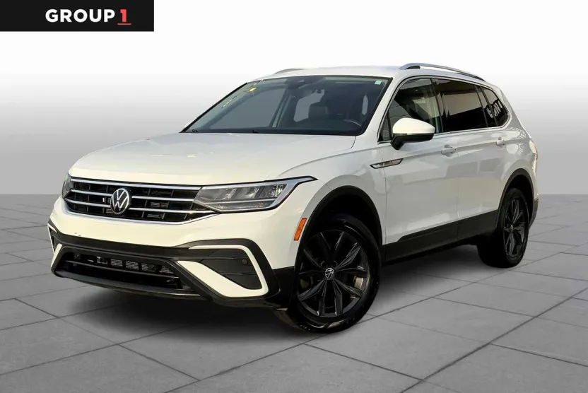 2022 Volkswagen Tiguan SE photo 1