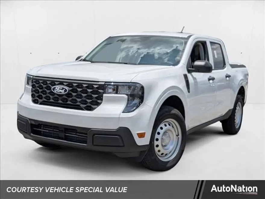 2025 Ford Maverick XL photo 1