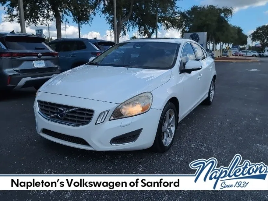 2012 Volvo S60 T5 photo 1