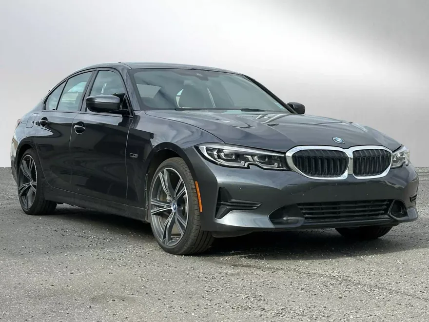 2022 Bmw 330e 330xe photo 1