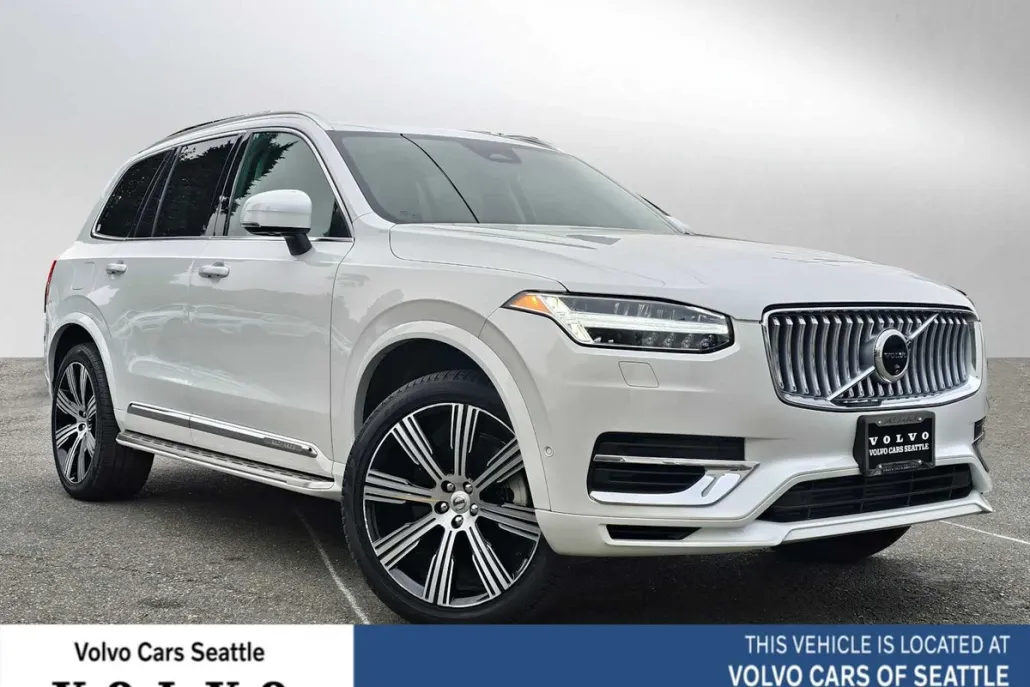 2024 Volvo XC90 Recharge T8 Plus photo 1