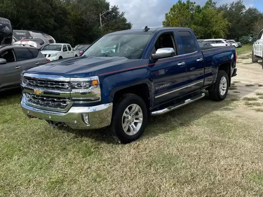 2016 Chevrolet Silverado 1500 LTZ photo 1
