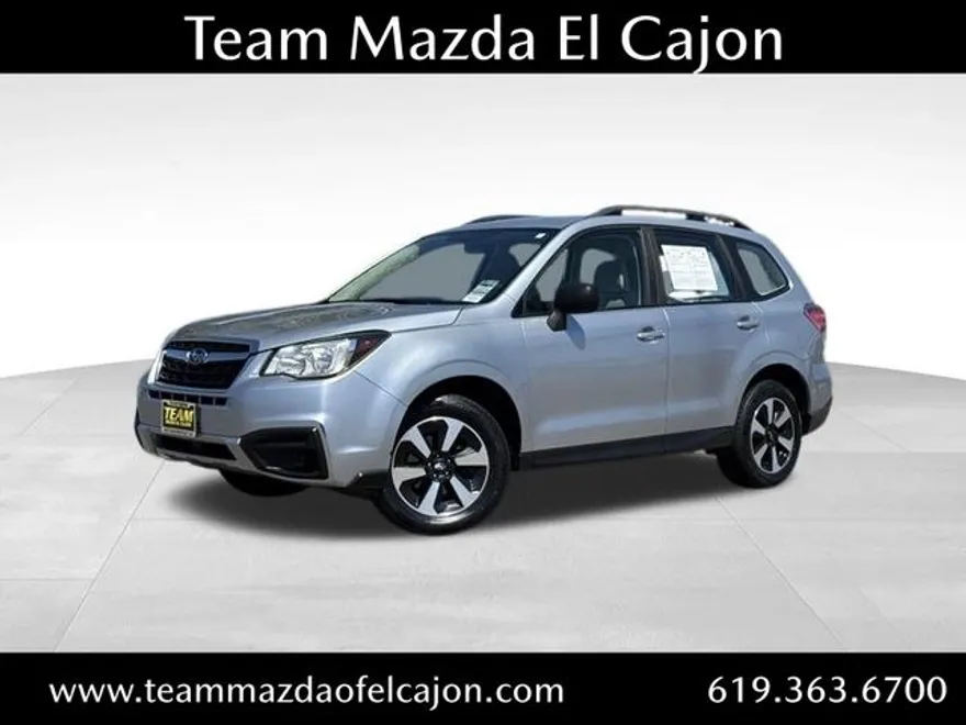 2017 Subaru Forester 2.5i photo 1
