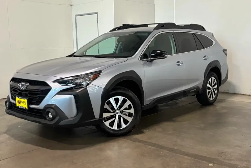 2024 Subaru Outback Premium photo 1