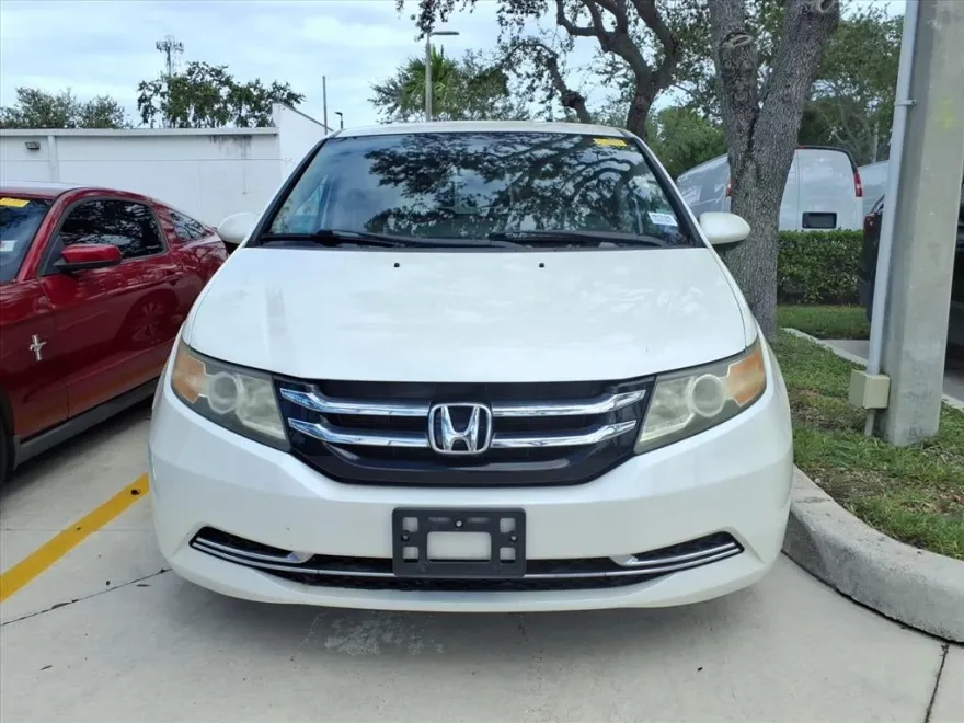 2014 Honda Odyssey EX photo 1