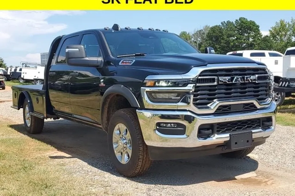 2025 Ram 3500 Tradesman photo 1