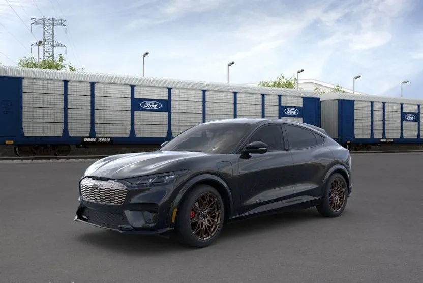 2025 Ford Mustang Mach-E GT photo 1