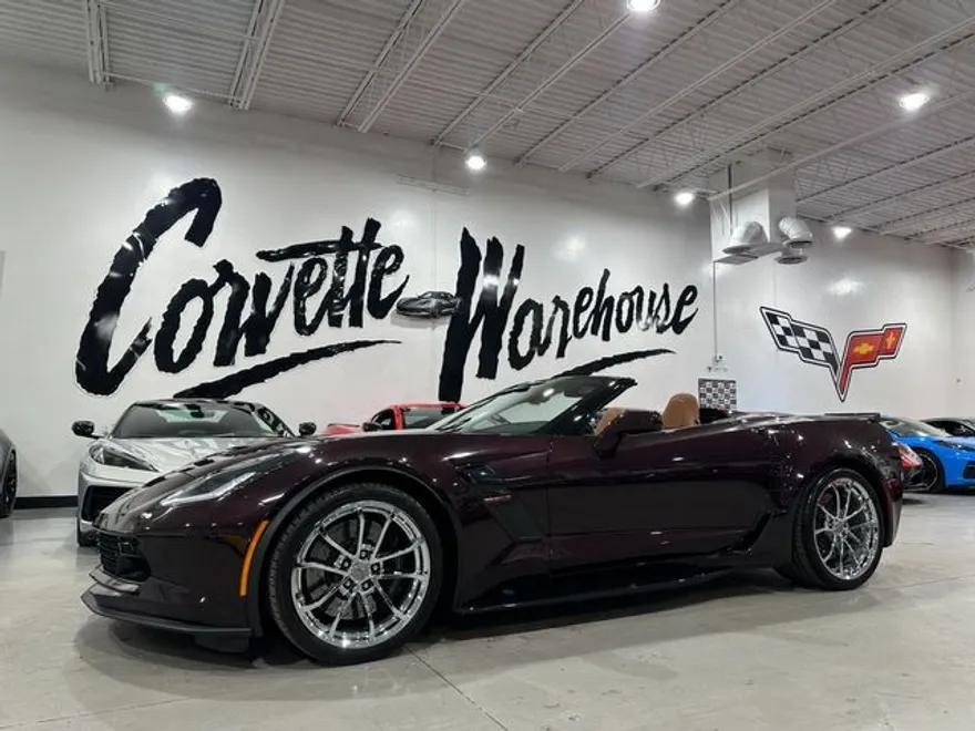 2017 Chevrolet Corvette Convertible 2LT photo 1