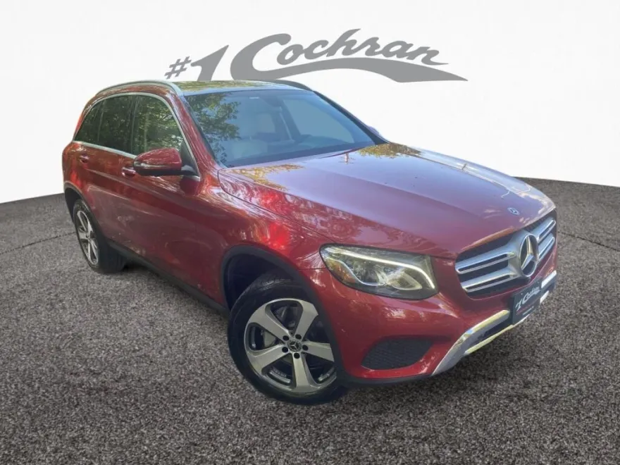 2018 Mercedes Benz GLC 300 4MATIC photo 1