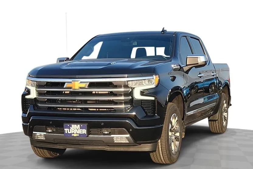 2024 Chevrolet Silverado 1500 High Country photo 1