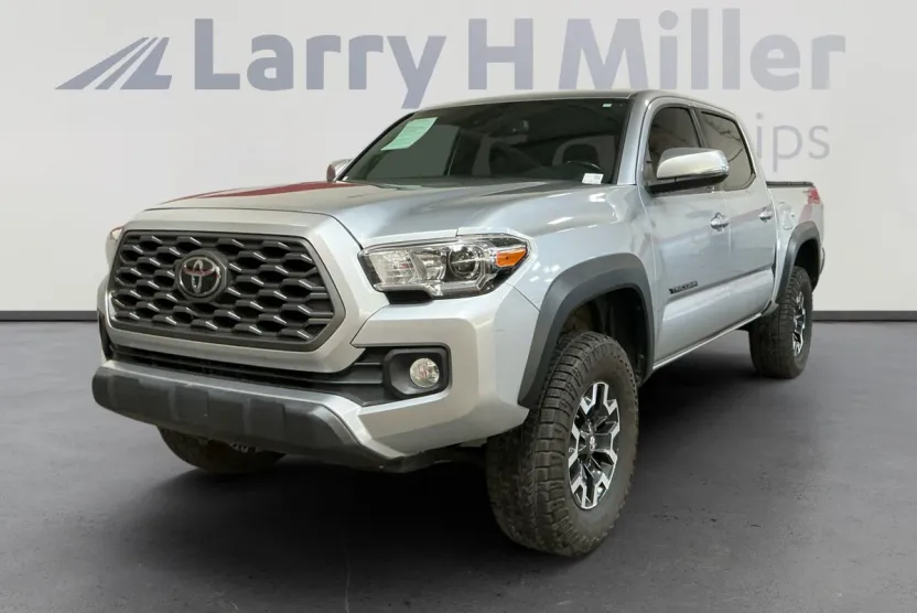 2022 Toyota Tacoma TRD photo 1