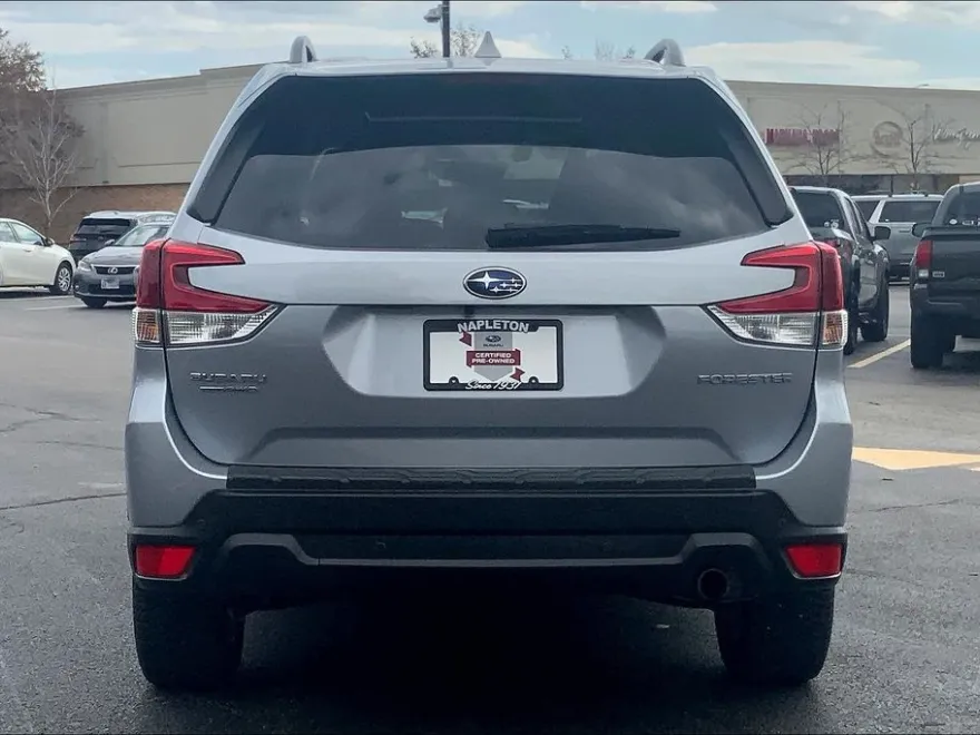 2020 Subaru Forester Limited photo 1