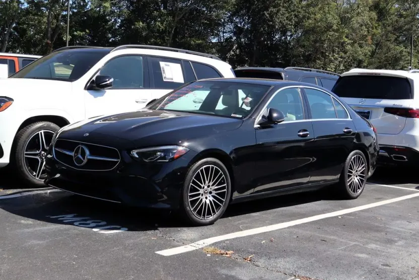 2022 Mercedes Benz C 300 photo 1